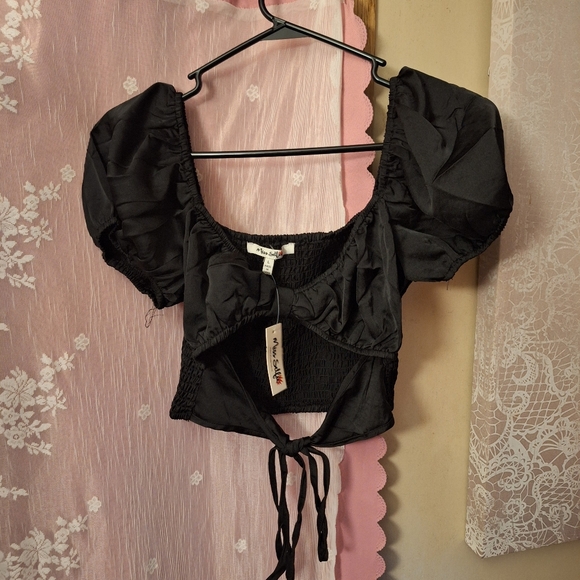 Black Tie Crop Top - Picture 1 of 3